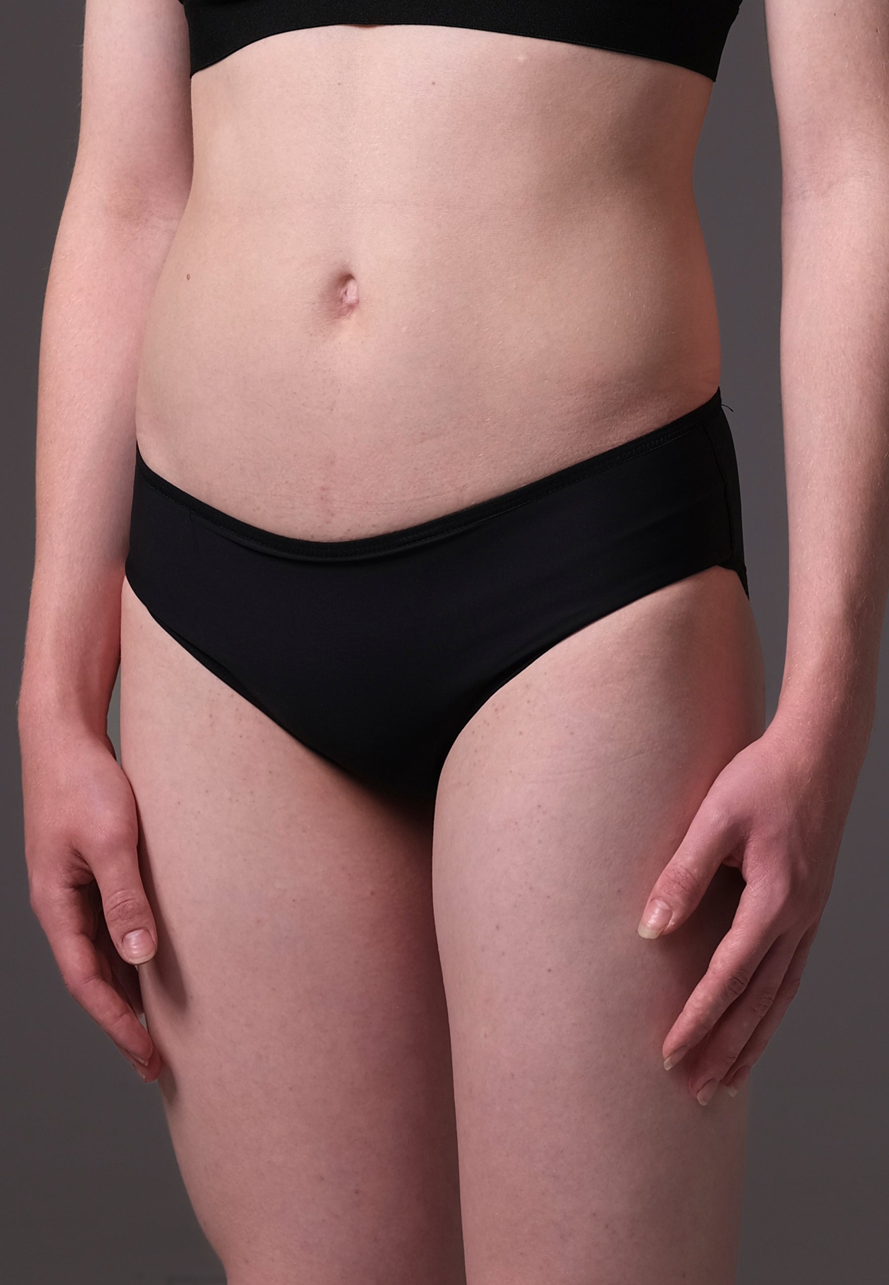 Katta porno tomosha qilish Belli jingalak ayollarning seksual fotosuratlari