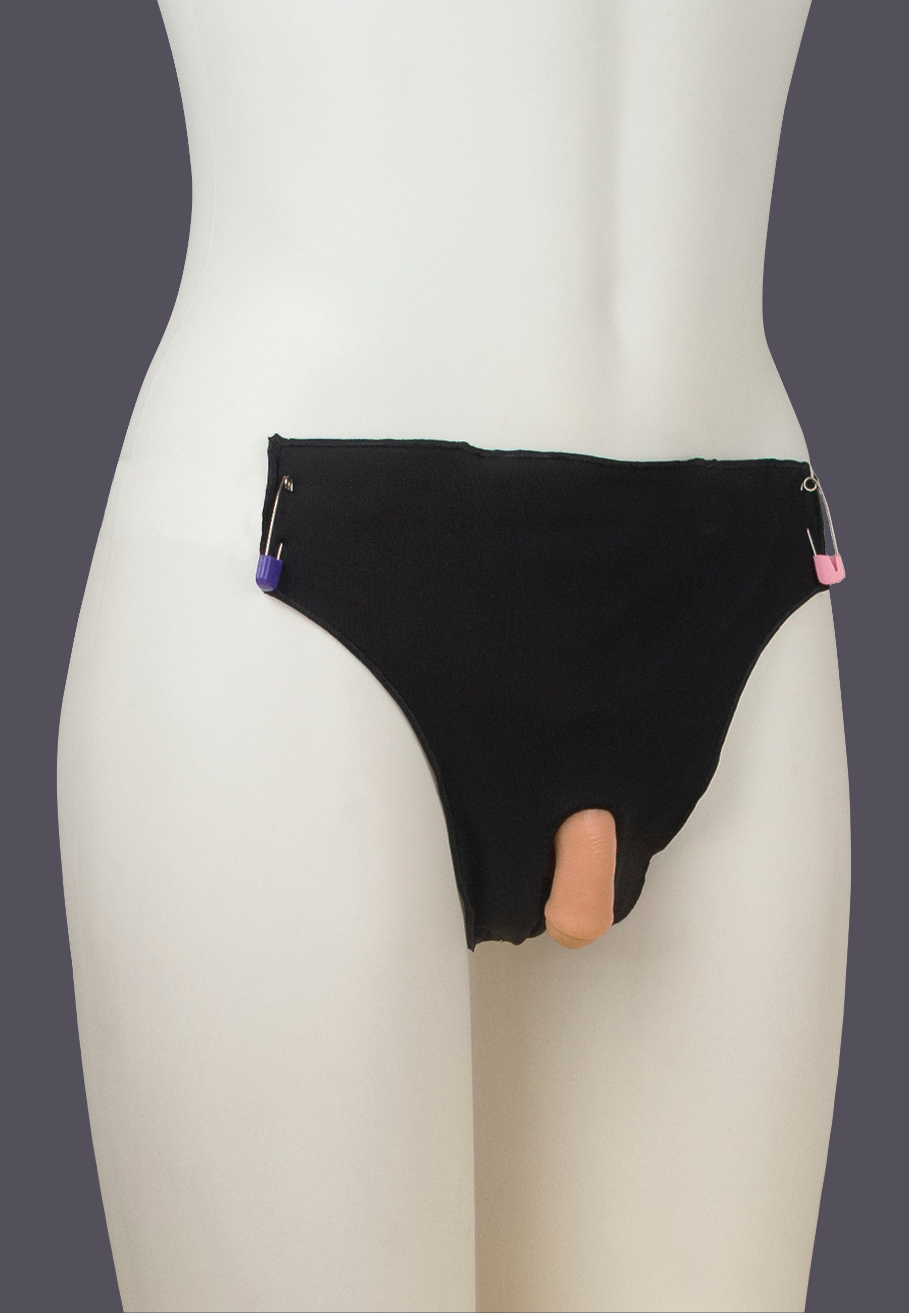 Packing Pouch black with the Banana Prosthetic SP4 and safetypins