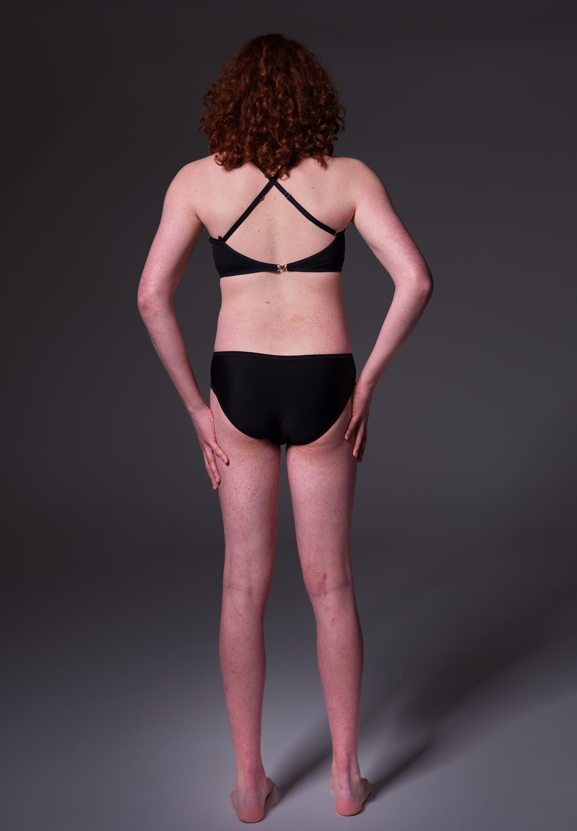 Back view of Sweder modelling the Slip extra strong black