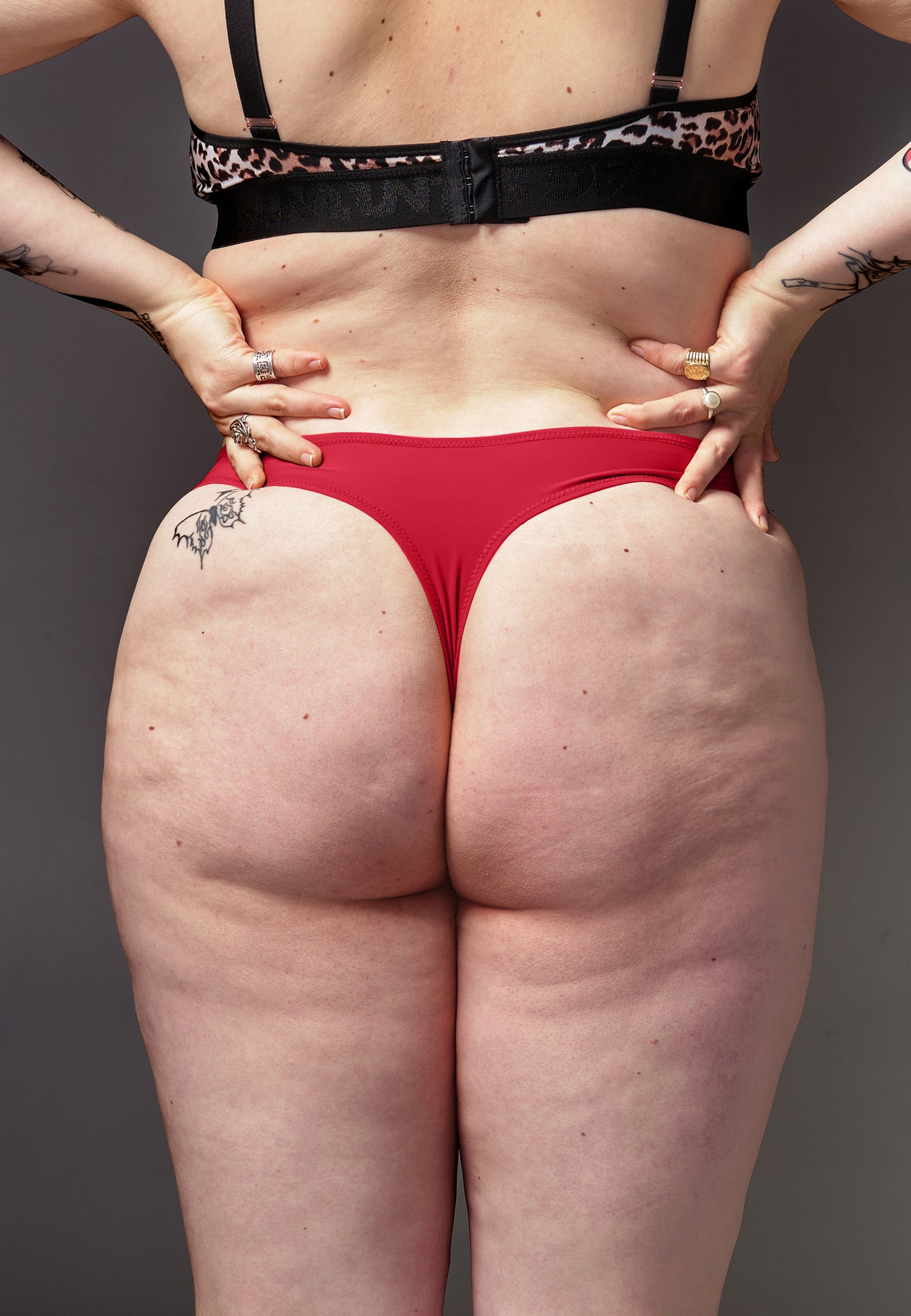 UNTAG MtF trans femme tucking underwear panties thong tanga red - model back