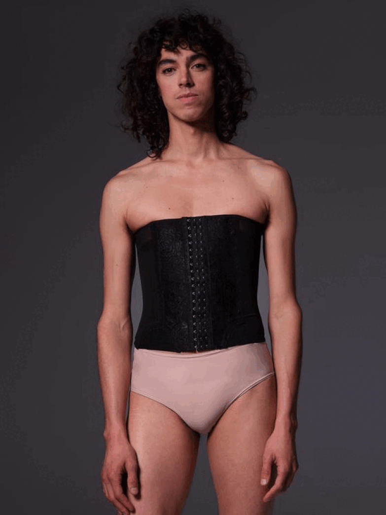 VISIONS OF THE BODY: FASHION OR INVISIBLE CORSET