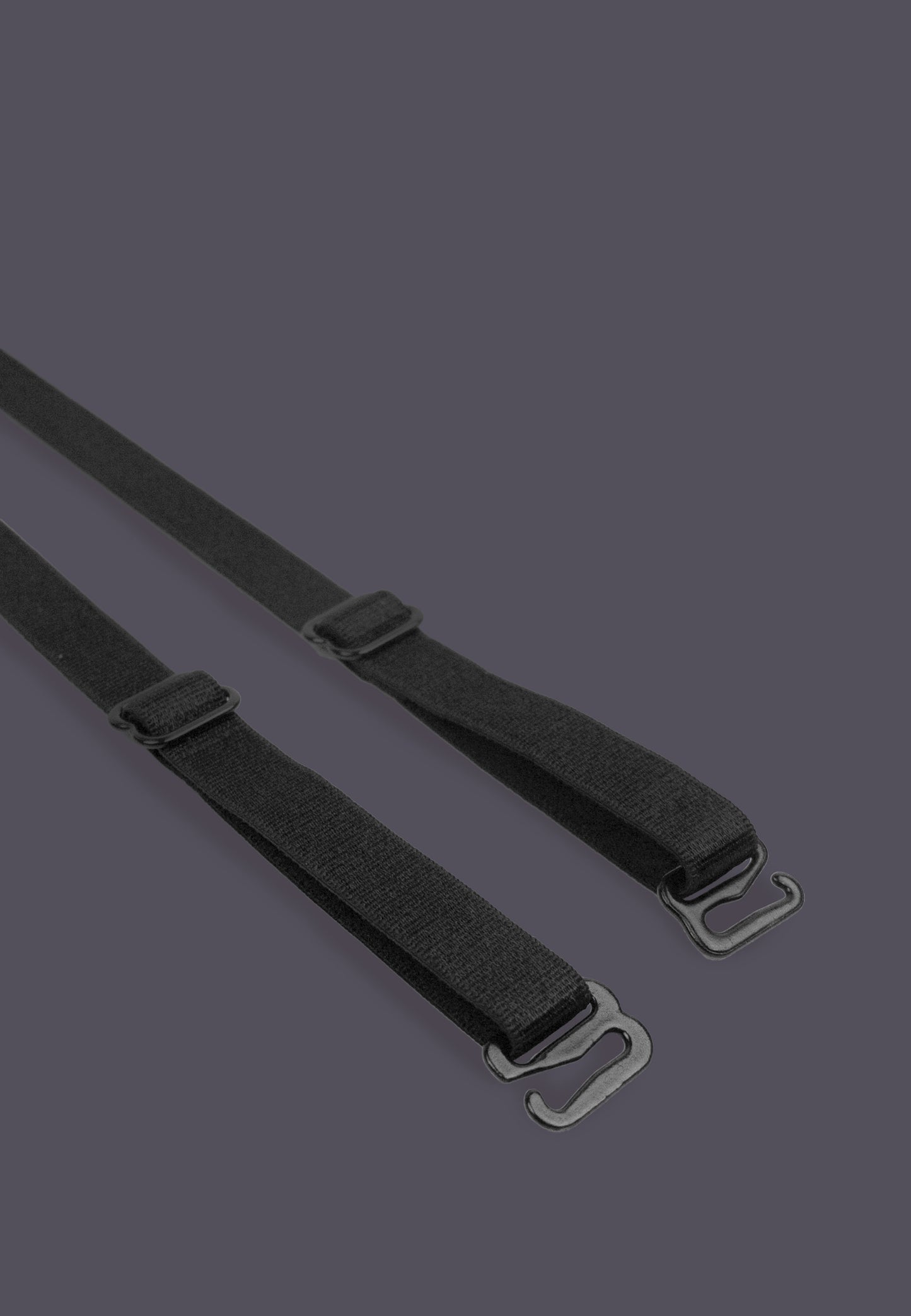 Shoulder Straps in black, close-up